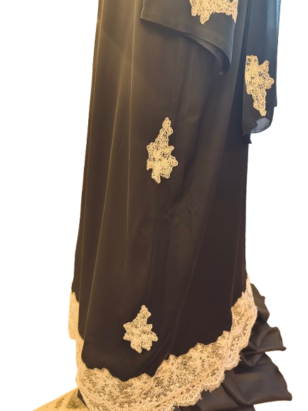 White Dantail Abaya with Shaila