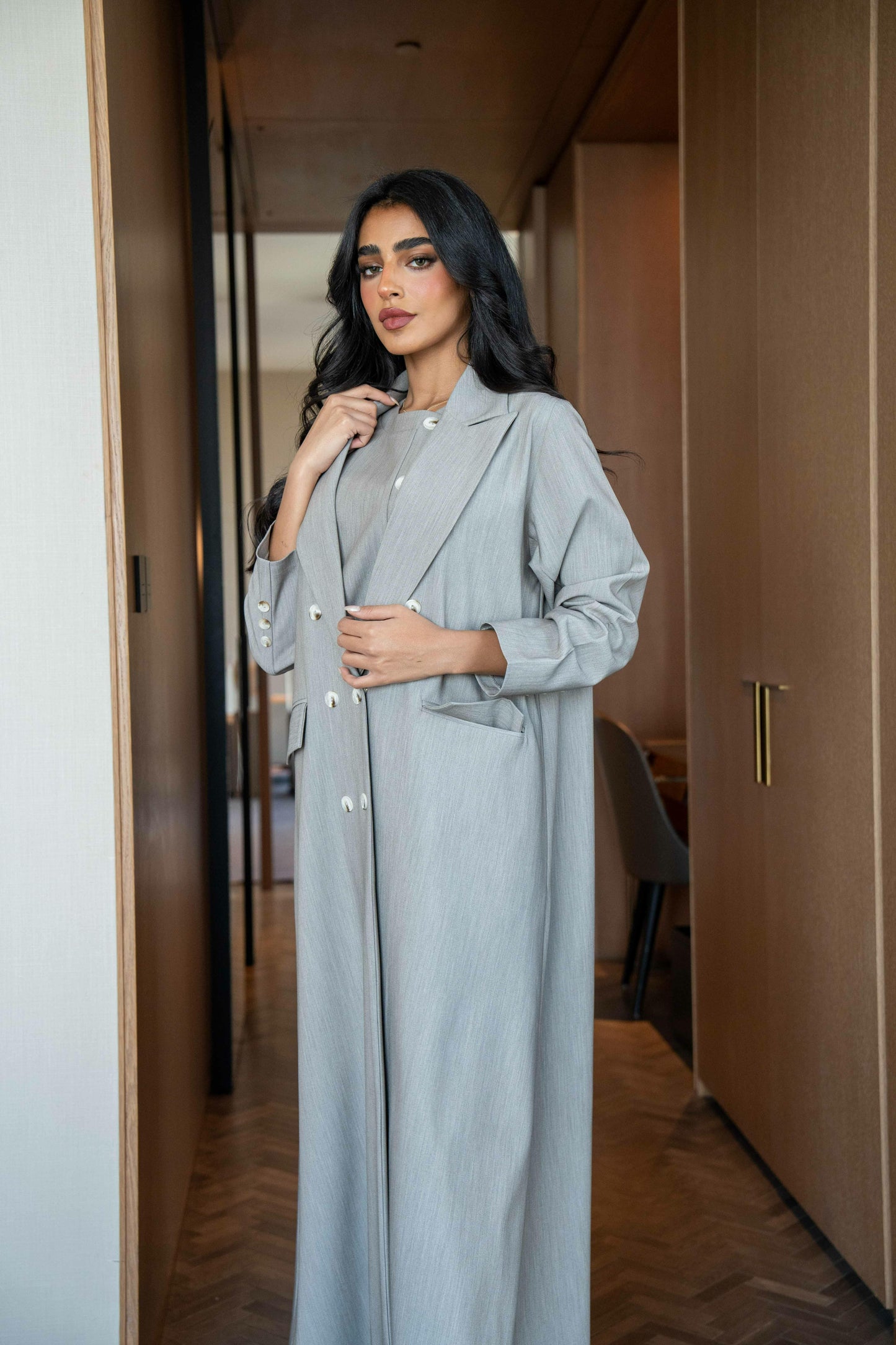 Crepe blazer abaya, Light grey