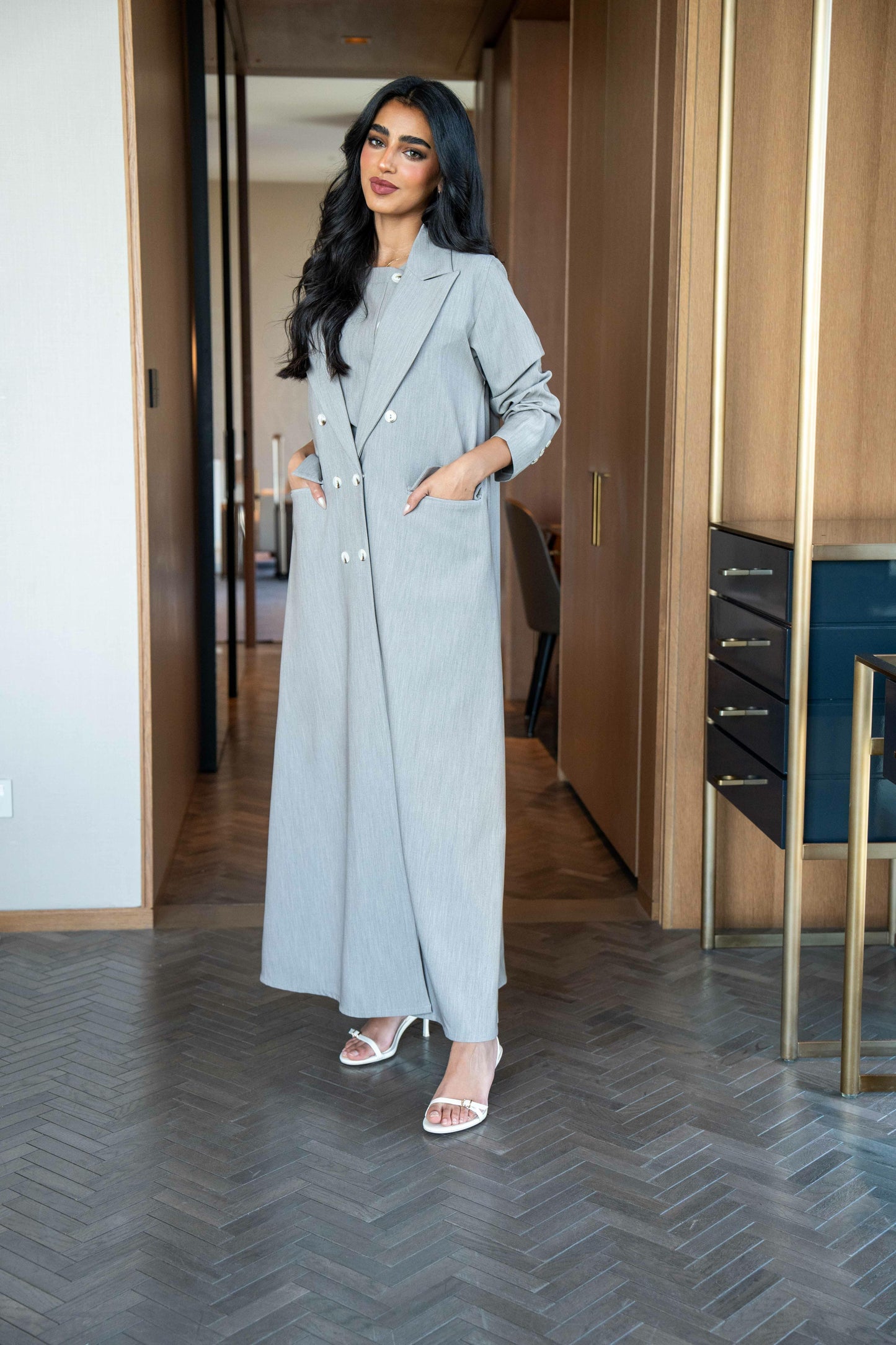 Crepe blazer abaya, Light grey