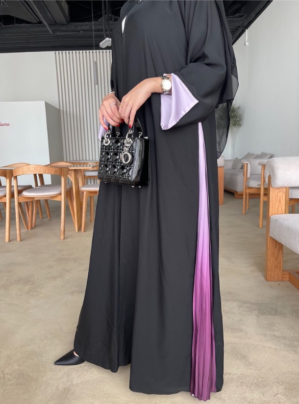 Black A-cut abaya featuring captivating ombré sides.