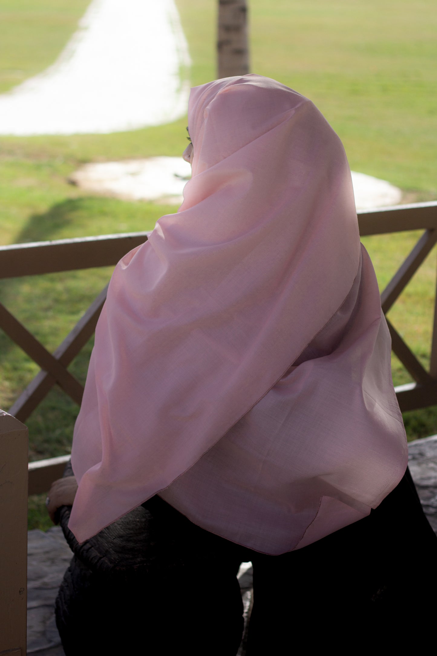 Relaxed Soft Lawn Hijab, Light Pink