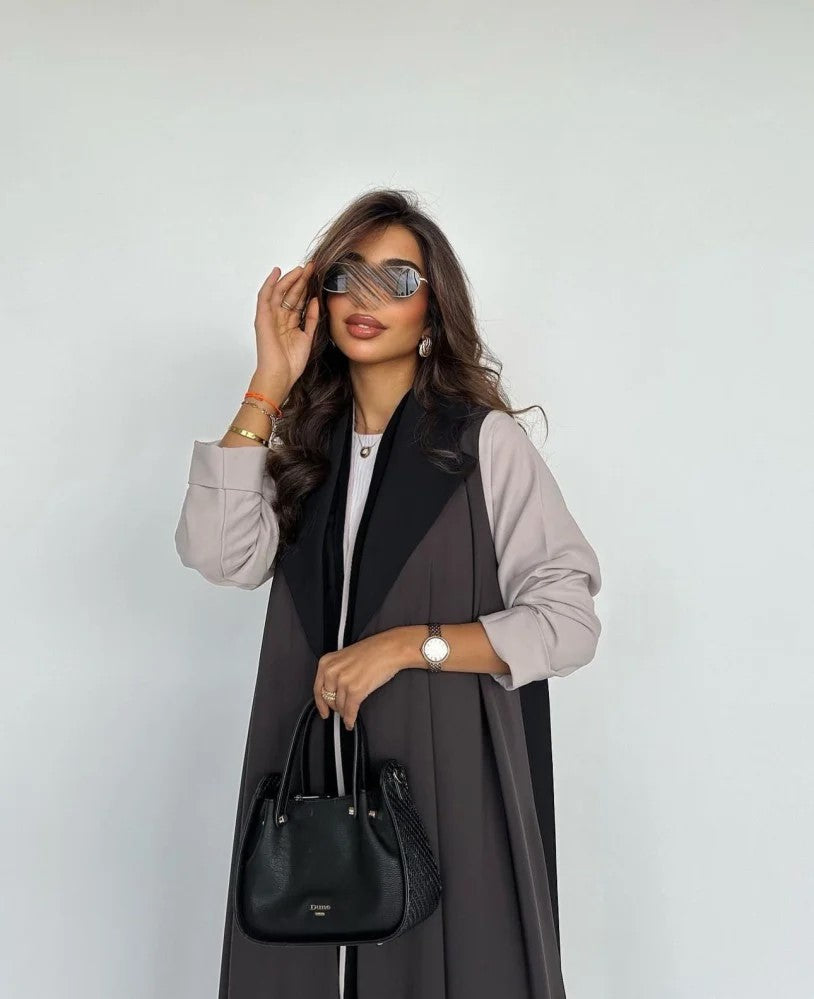 Contrast Panel Abaya